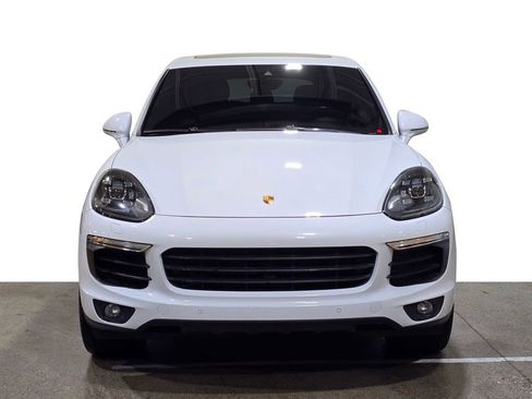Used 2017 Porsche Cayenne S Platinum w/ Premium Package Plus (Pjy) image 2
