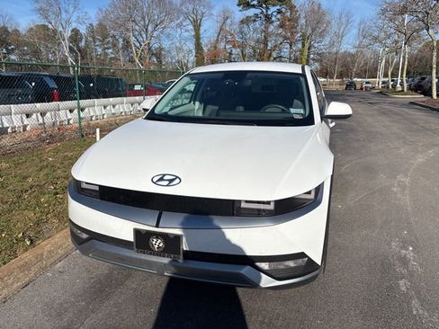 Used 2024 Hyundai Ioniq 5 SEL image 4