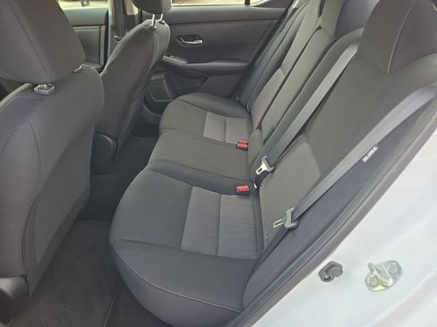 Used 2022 Nissan Sentra SV image 17