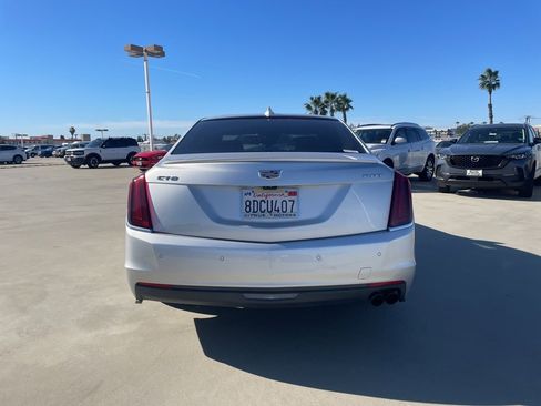 Used 2018 Cadillac CT6 Luxury image 3