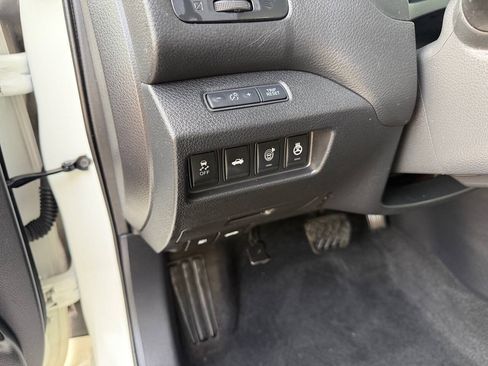 Used 2015 Nissan Altima 3.5 SL FWD image 22