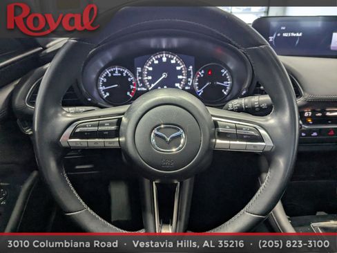 Used 2019 MAZDA MAZDA3 Hatchback w/ Premium Package image 19