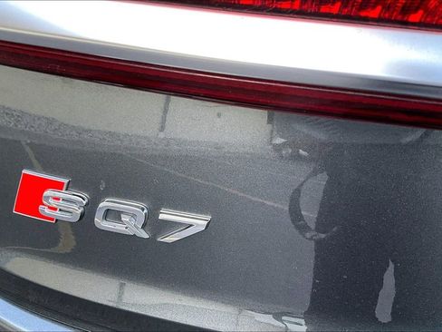 Used 2023 Audi SQ7 Premium Plus AWD/4WD image 24