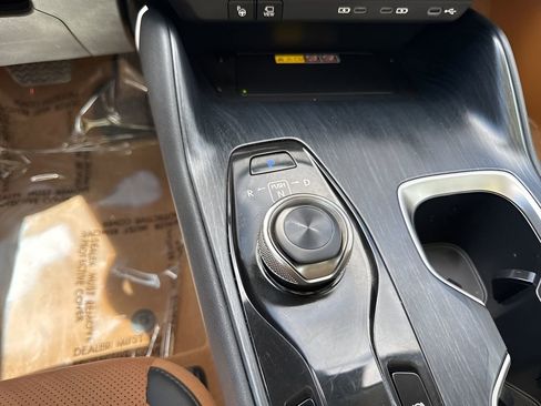 Used 2023 Lexus RZ 450e Premium image 19