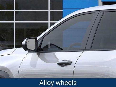 New 2026 Chevrolet Equinox LT image 13