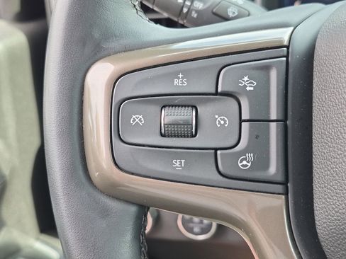 Used 2024 Chevrolet Silverado 2500 High Country w/ Technology Package AWD/4WD image 37