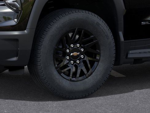 New 2026 Chevrolet Silverado EV LT image 9