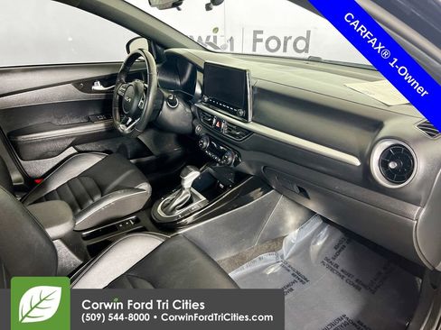Used 2024 Kia Forte GT-Line w/ GT-Line Premium Package image 29