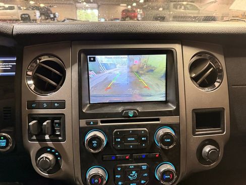 Used 2017 Ford Expedition EL Limited w/ Equipment Group 301A image 27