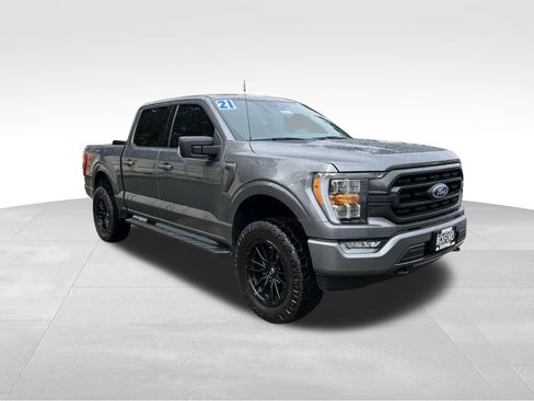 Used 2021 Ford F150 XLT w/ Equipment Group 302A High AWD/4WD image 3