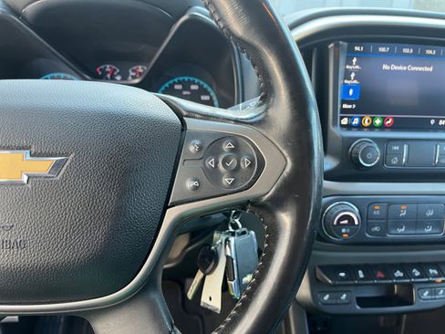 Used 2019 Chevrolet Colorado Z71 AWD/4WD image 18