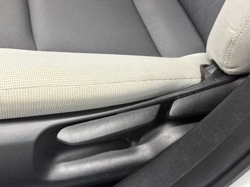 Used 2024 Toyota Corolla LE FWD image 12