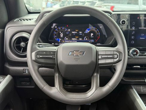 Used 2026 Chevrolet Colorado Trail Boss AWD/4WD image 17