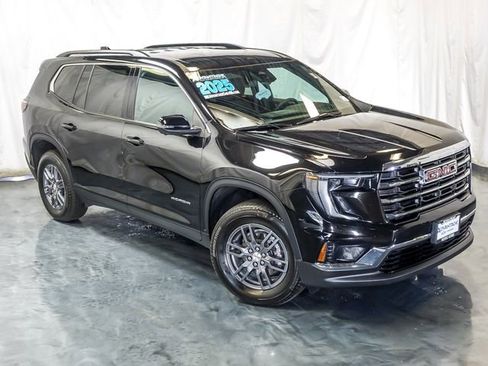 Certified 2025 GMC Acadia Elevation AWD/4WD image 6