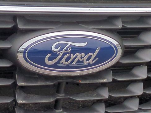 Used 2025 Ford Escape Active w/ Cold Weather Package image 12