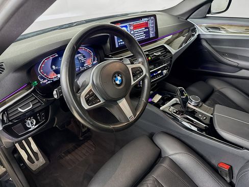 Used 2023 BMW 530i w/ M Sport Package image 8