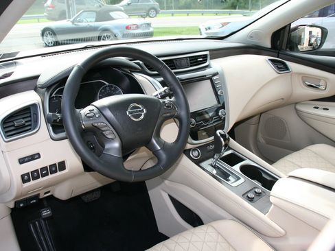 Used 2019 Nissan Murano Platinum AWD/4WD image 3