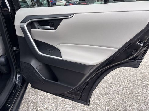 Certified 2022 Toyota RAV4 XLE image 45