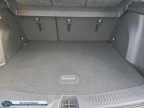 Used 2023 Buick Encore GX Preferred w/ Cold Weather Comfort Package AWD/4WD image 11
