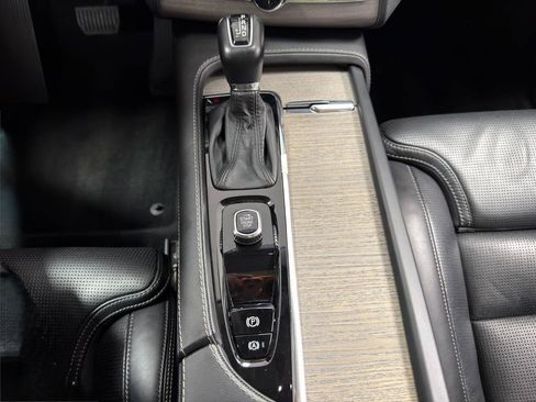 Used 2022 Volvo XC90 T6 Inscription AWD/4WD image 21