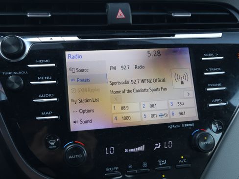 Used 2019 Toyota Camry SE w/ Audio Package FWD image 22