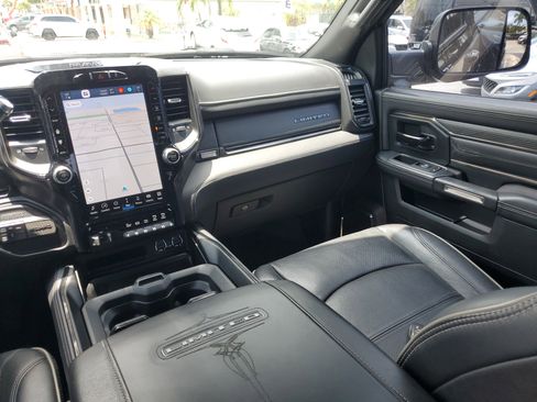 Used 2022 RAM 3500 Limited w/ Max Tow Package image 38