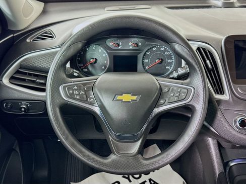 Used 2024 Chevrolet Malibu LT image 12