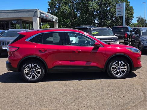 Used 2020 Ford Escape SEL AWD/4WD image 30