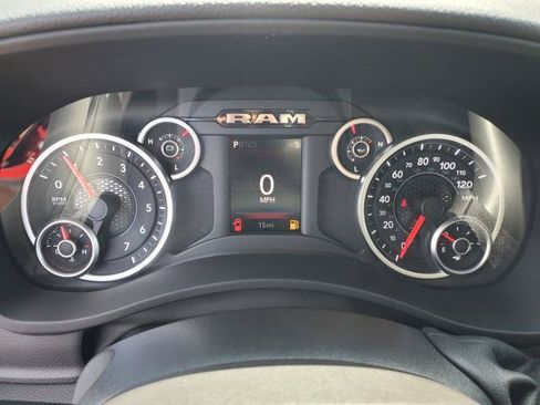 New 2026 RAM 2500 Big Horn AWD/4WD image 9