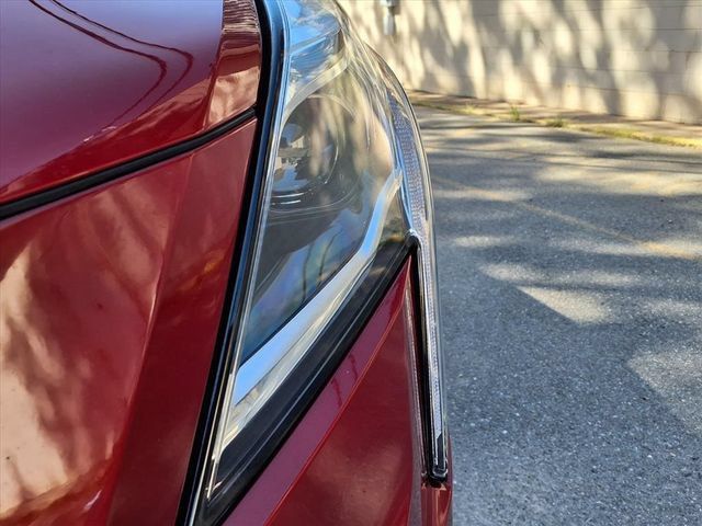 Certified 2025 Cadillac XT5 Premium Luxury FWD image 5