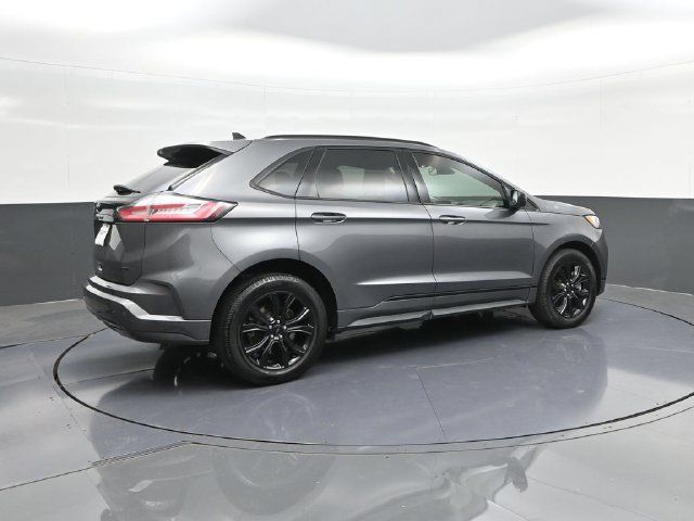 Used 2022 Ford Edge SE w/ Black Appearance Package AWD/4WD image 14