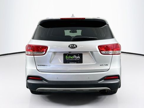 Used 2016 Kia Sorento EX w/ EX Premium Package FWD image 7