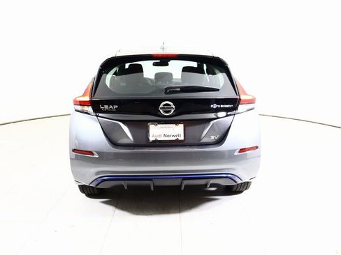 Used 2021 Nissan Leaf SV w/ SV Technology Package image 13