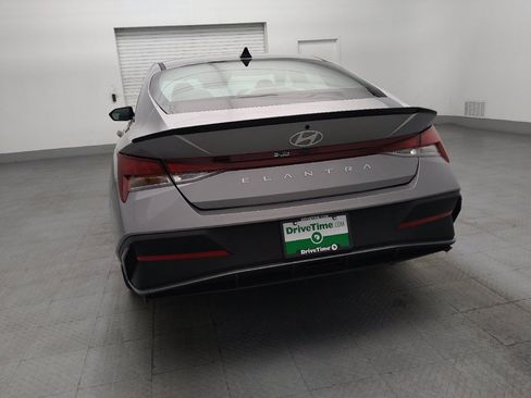 Used 2025 Hyundai Elantra Sport FWD image 6