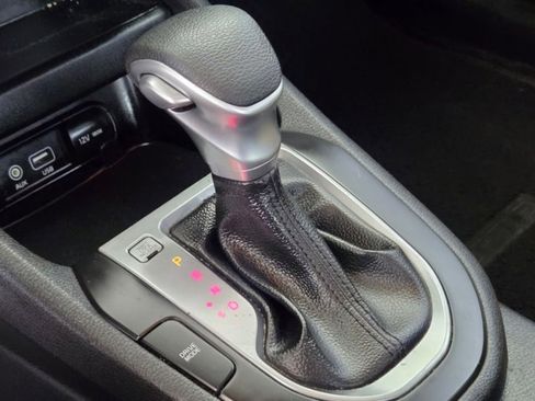 Used 2019 Kia Forte LXS image 14