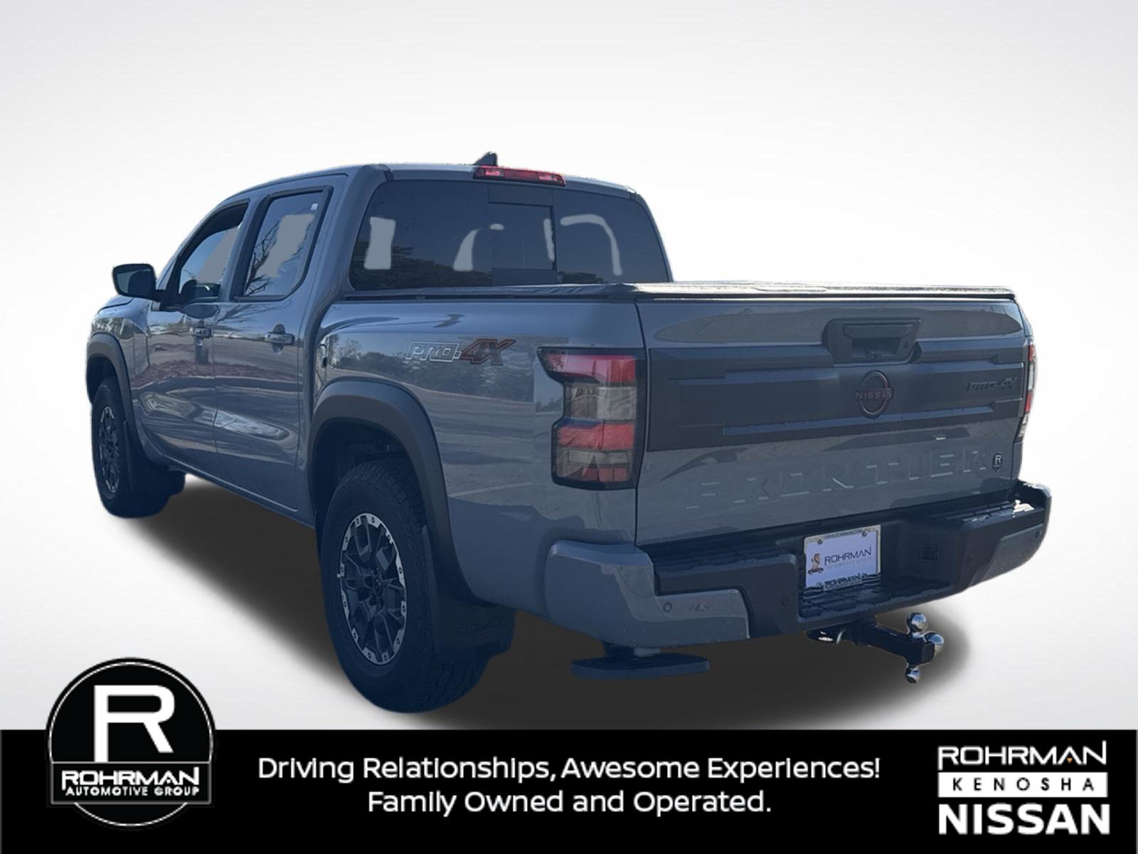 Used 2026 Nissan Frontier PRO-4X w/ Tow Package AWD/4WD image 9