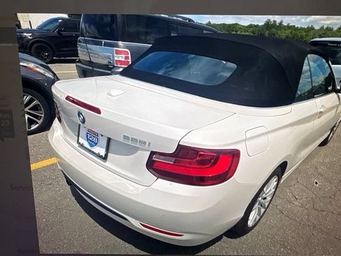 Used 2016 BMW 228i xDrive Convertible AWD/4WD image 3