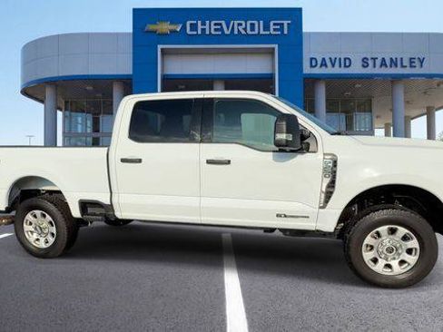 Used 2024 Ford F250 XLT w/ FX4 Off-Road Package AWD/4WD image 9