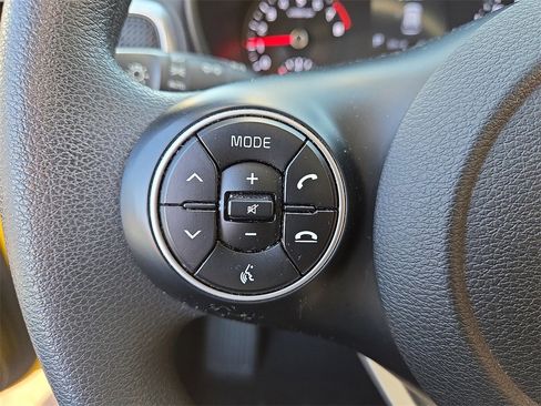 Used 2020 Kia Soul LX image 21