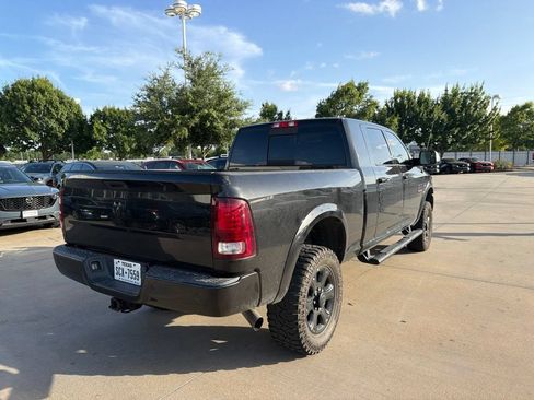 Used 2018 RAM 2500 Laramie w/ Sport Appearance Group AWD/4WD image 3