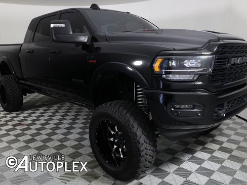 Used 2024 RAM 2500 Limited image 3