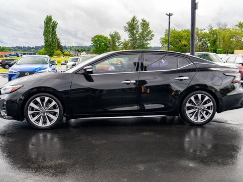 Used 2020 Nissan Maxima Platinum w/ Sport Mat Group FWD image 12