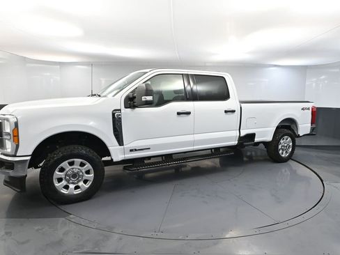 Used 2023 Ford F350 XLT image 10