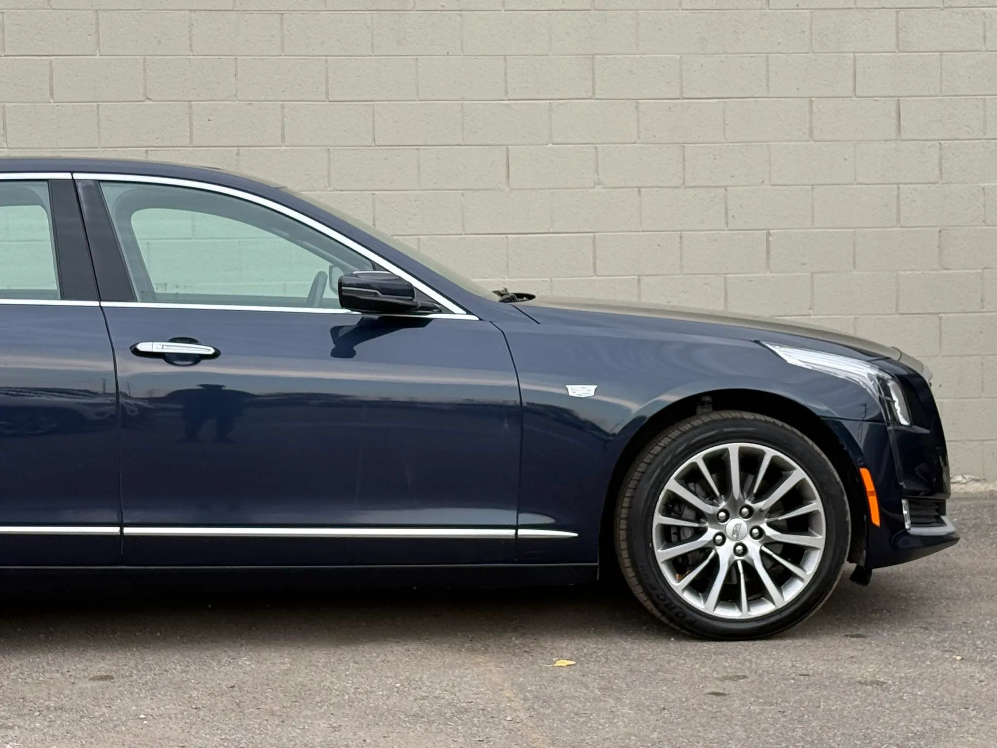 Used 2018 Cadillac CT6 Luxury AWD/4WD image 13