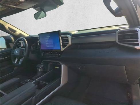Used 2025 Toyota Tundra SR5 w/ SR5 Premium Package AWD/4WD image 26