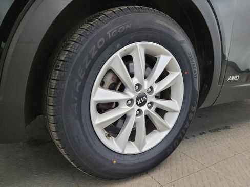 Used 2019 Kia Sorento AWD image 31