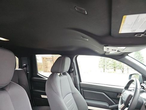 Used 2024 Toyota Tacoma TRD Off-Road image 13