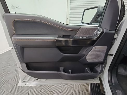 Used 2023 Ford F150 Platinum image 31