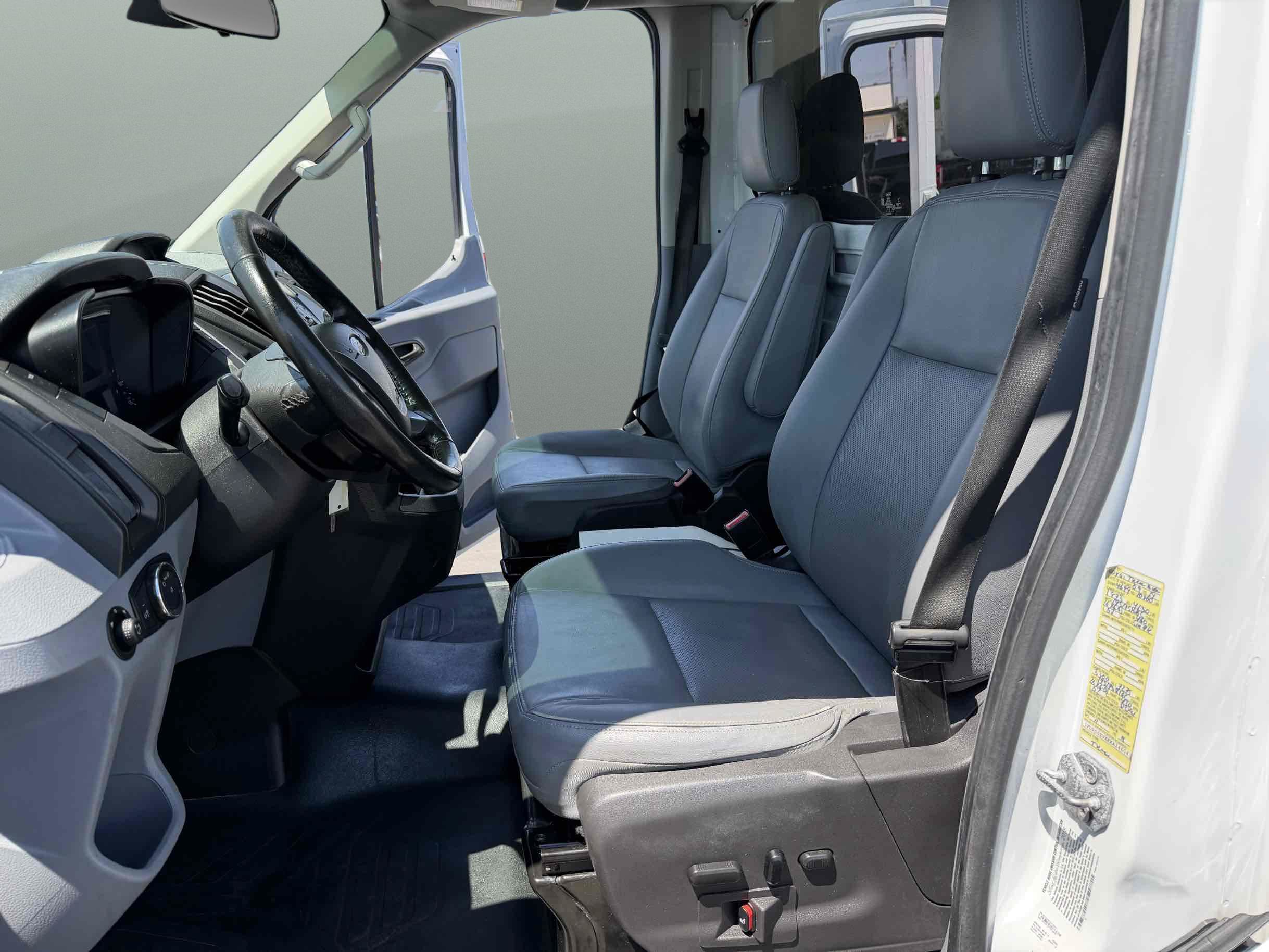 Used 2019 Ford Transit 350 138 DRW w/ Premium Package RWD image 16