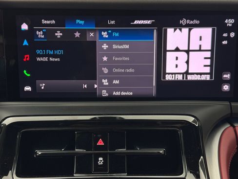 Used 2024 Porsche Panamera image 29